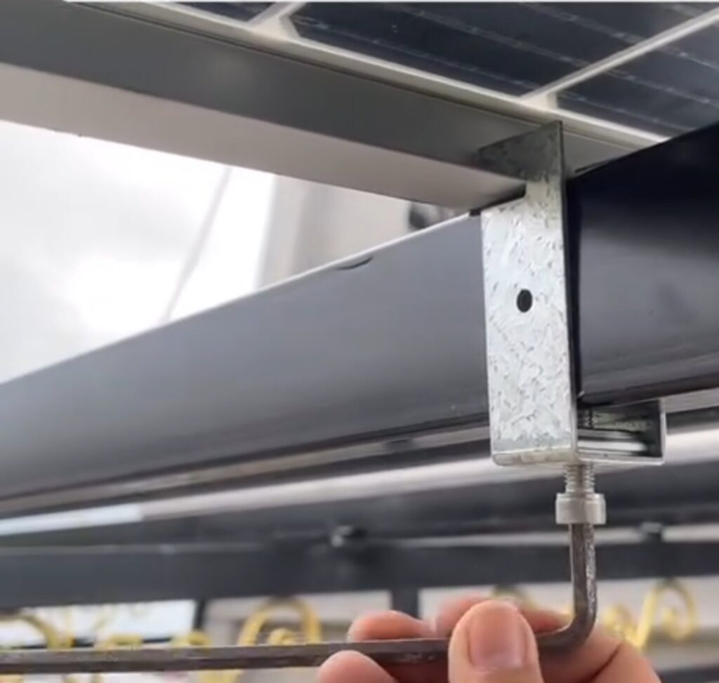 Куки за навес 40/60мм. Конструкции за покрив Стомана БГ